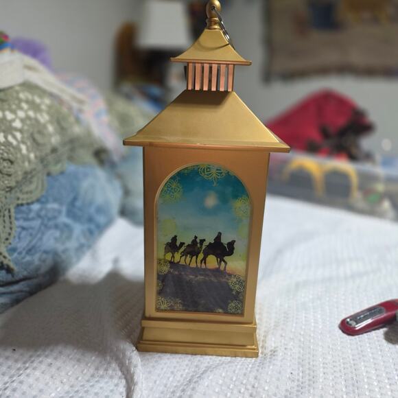 ROMAN LIGHTS HOLY NIGHT LIGHT UP LANTERN CHRISTMAS 17.5